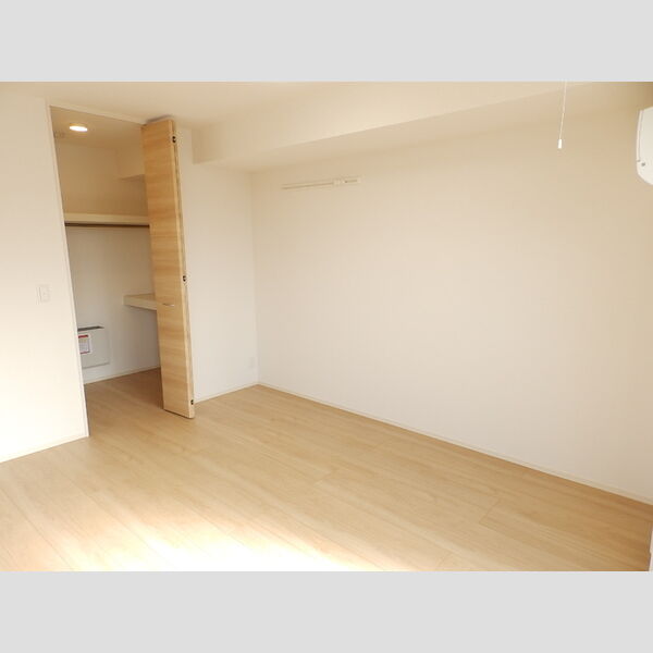 その他 (洋室6.06帖)