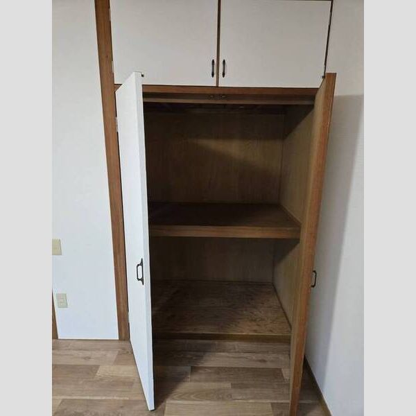 収納 (物入)