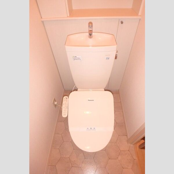 トイレ (温水洗浄暖房便座)