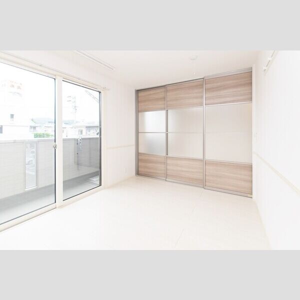 その他 (北東洋室)