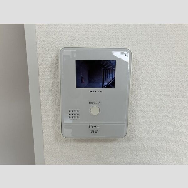 玄関 (モニター付きインターホン)