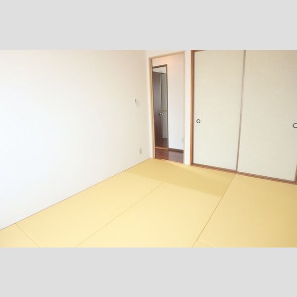 その他 (和室6帖)