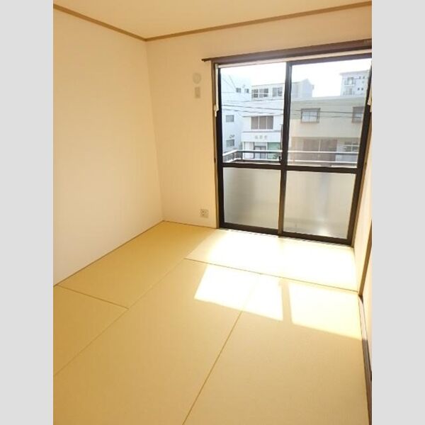 その他 (和室6帖)