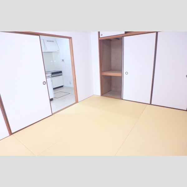 その他 (和室6帖)