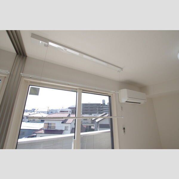 その他 (室内物干し)