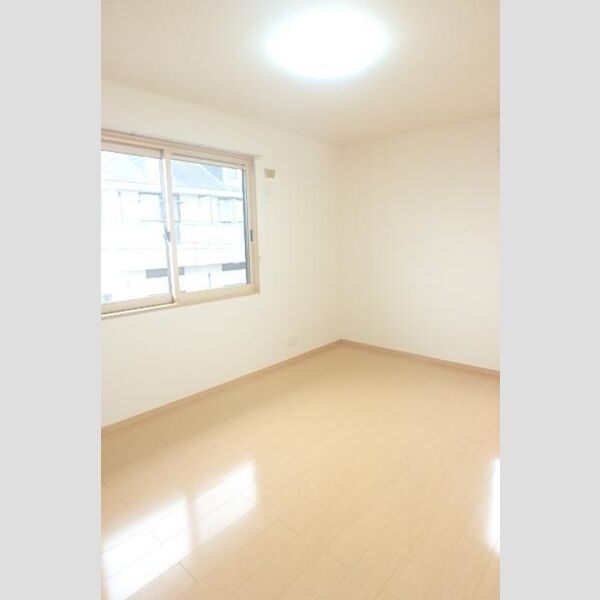 その他 (洋室6.8帖)