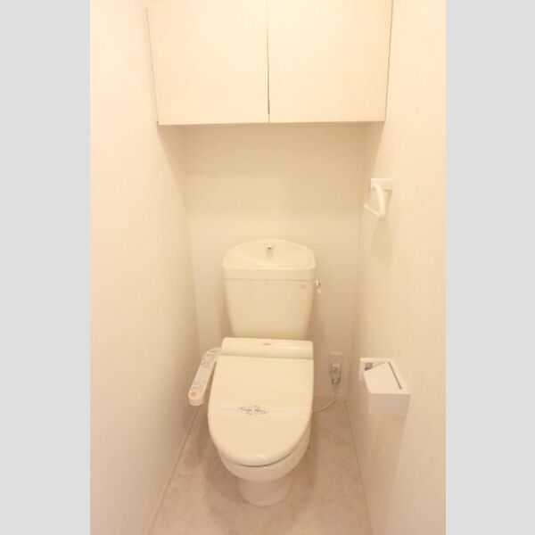 トイレ (温水洗浄暖房便座)