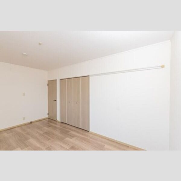 その他 (洋室7.5帖)