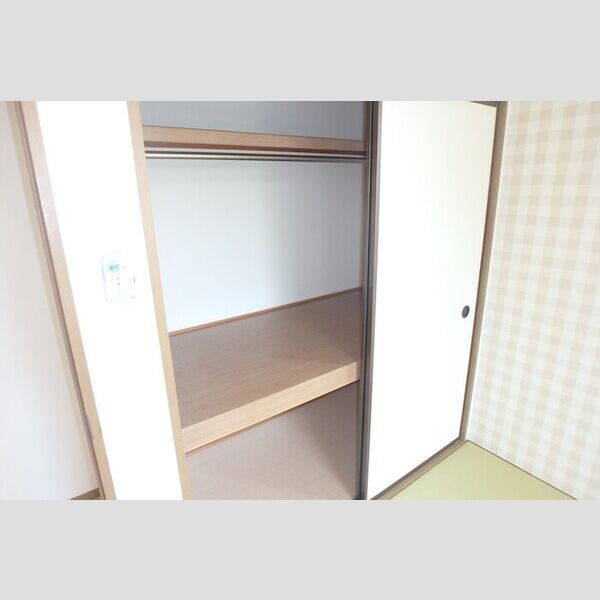 収納 (クローゼット)