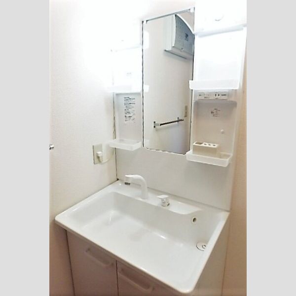 洗面所 (洗髪洗面化粧台)