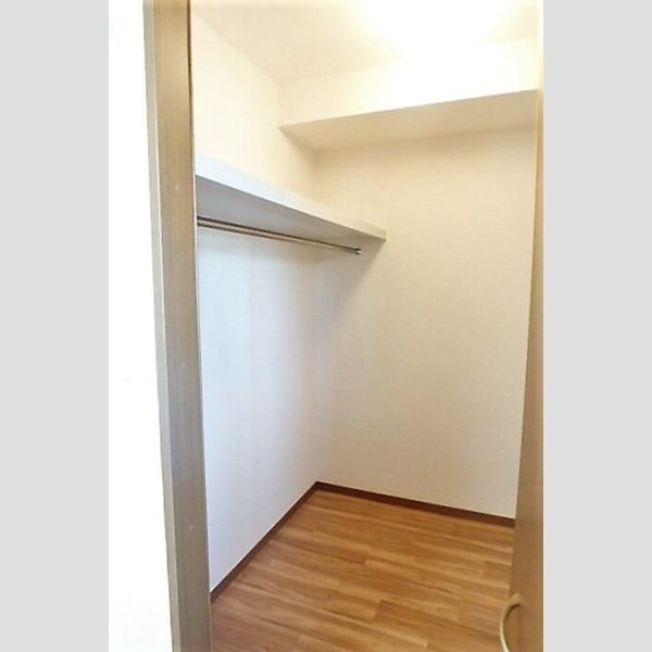 収納 (ウォークインクローゼット)