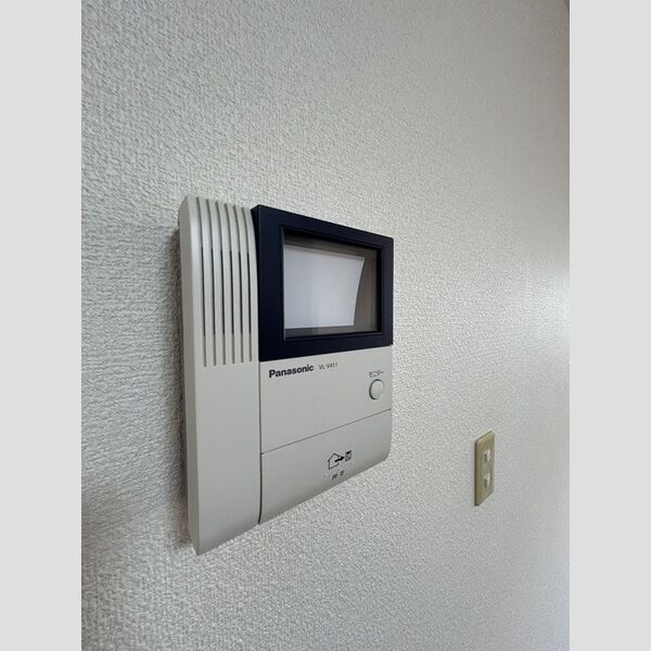 その他設備 (モニター付きインターホン)