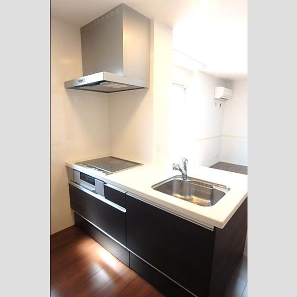 キッチン (システムキッチン)