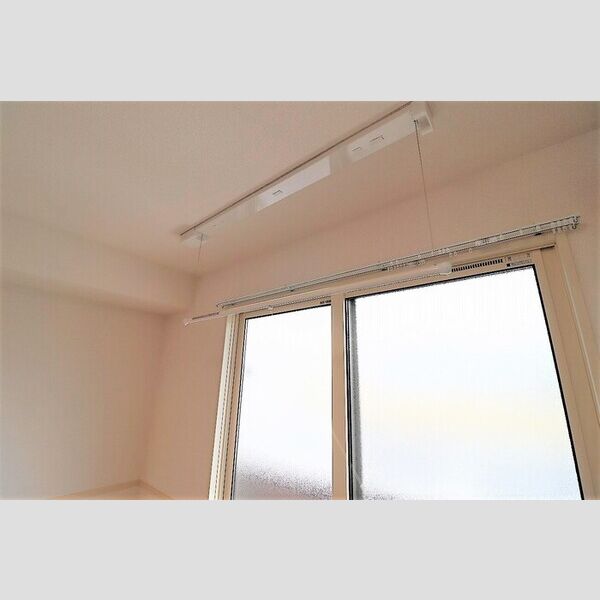 その他 (室内物干し)