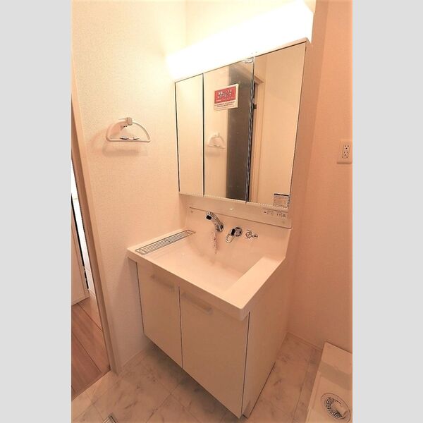 洗面所 (洗髪洗面化粧台)