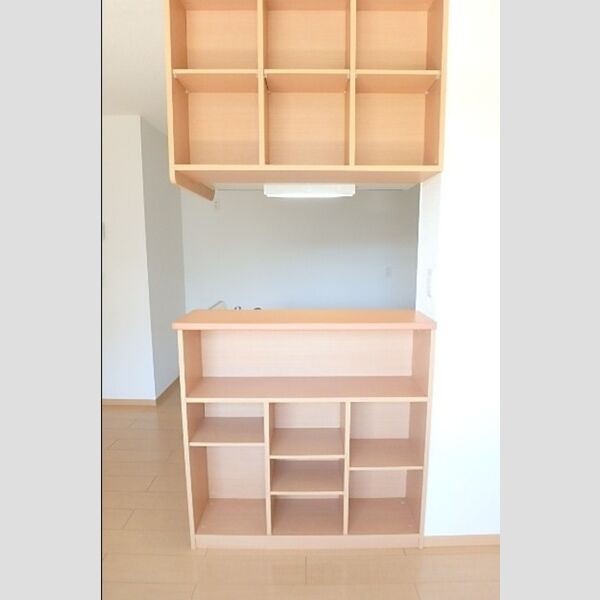 収納 (対面キッチン　収納棚あり)