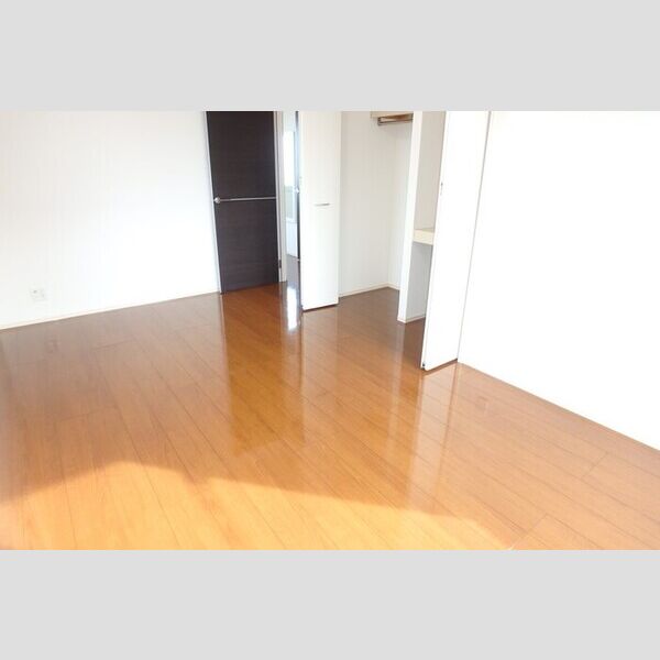 その他 (洋室7.5帖)