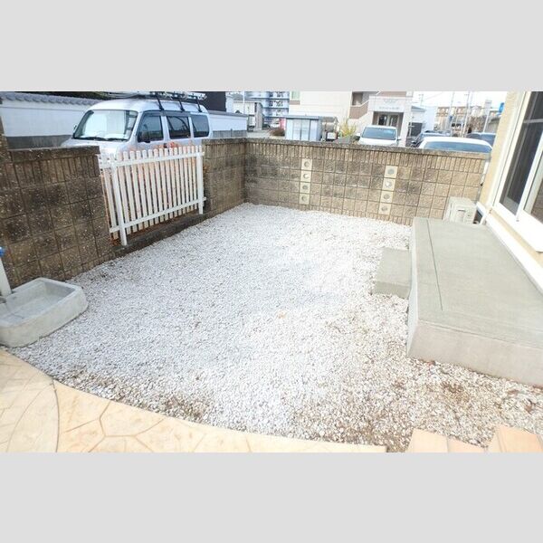 その他 (専用庭)