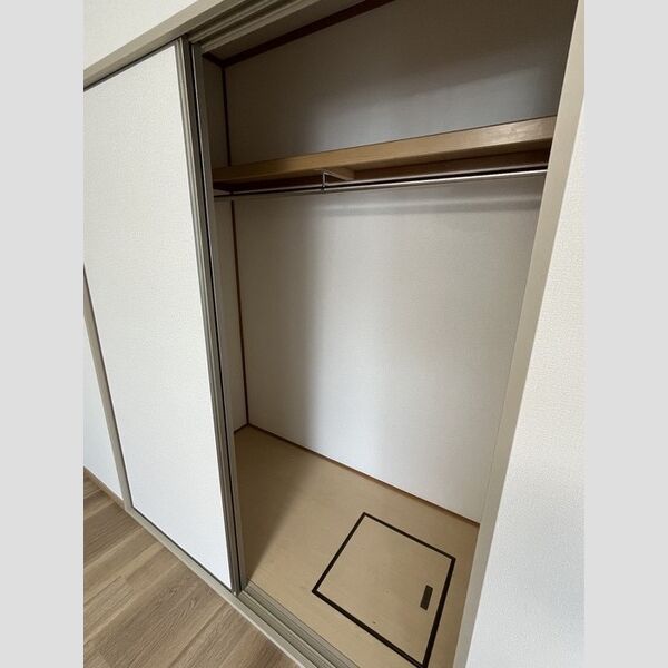 収納 (クローゼット)