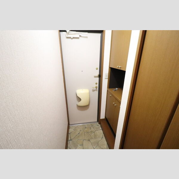 玄関 (玄関)