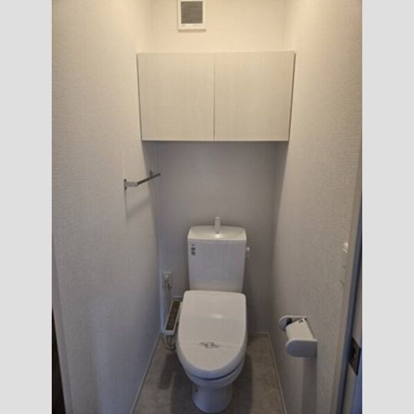 トイレ (温水洗浄暖房便座)