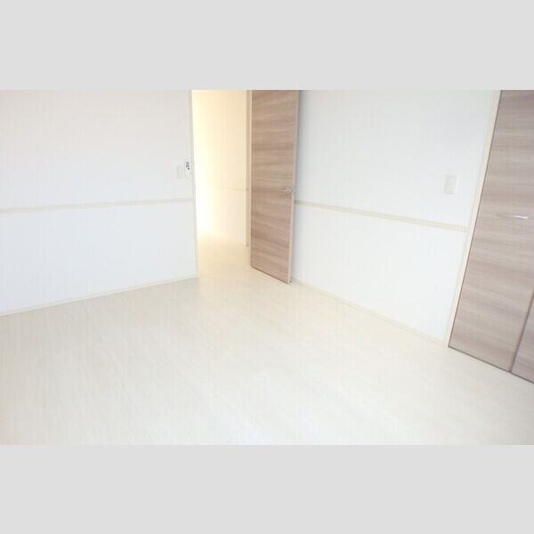 その他 (洋室6帖)