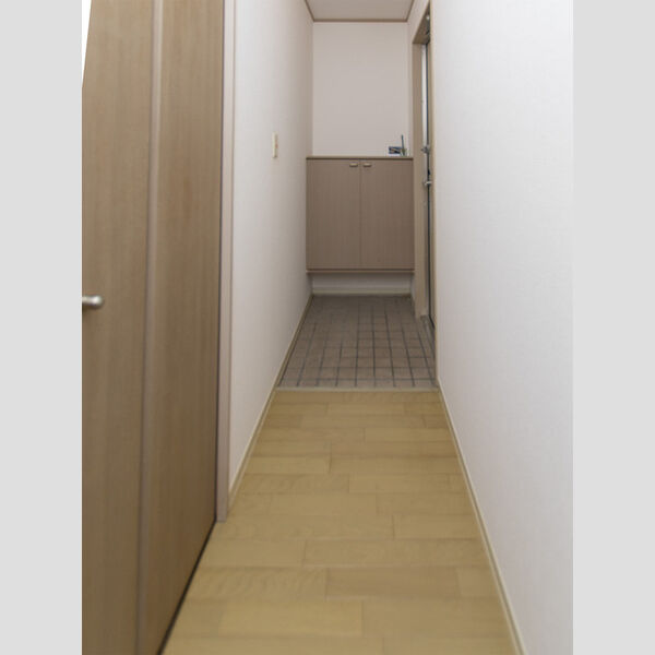 玄関 (玄関)