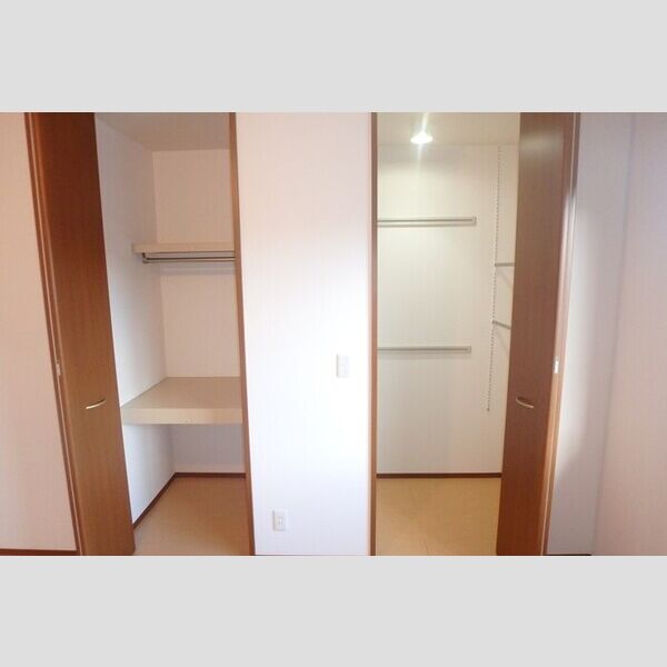 収納 (クローゼット)