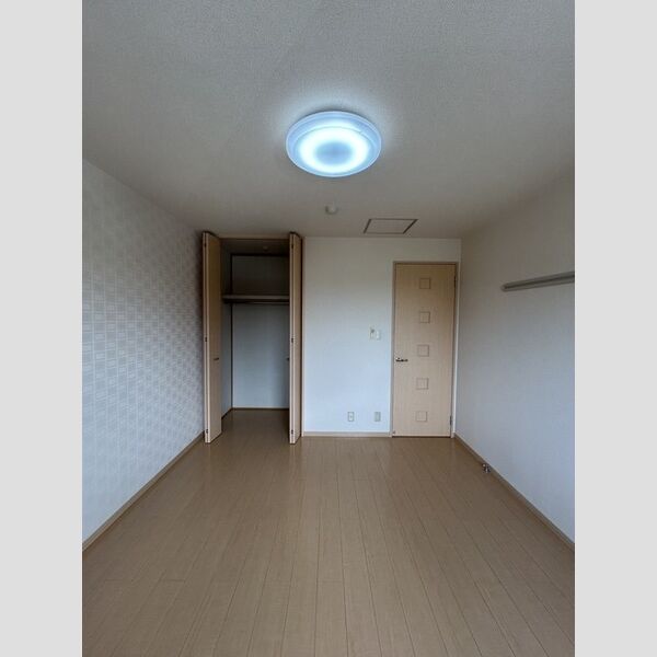 その他 (洋室7帖)