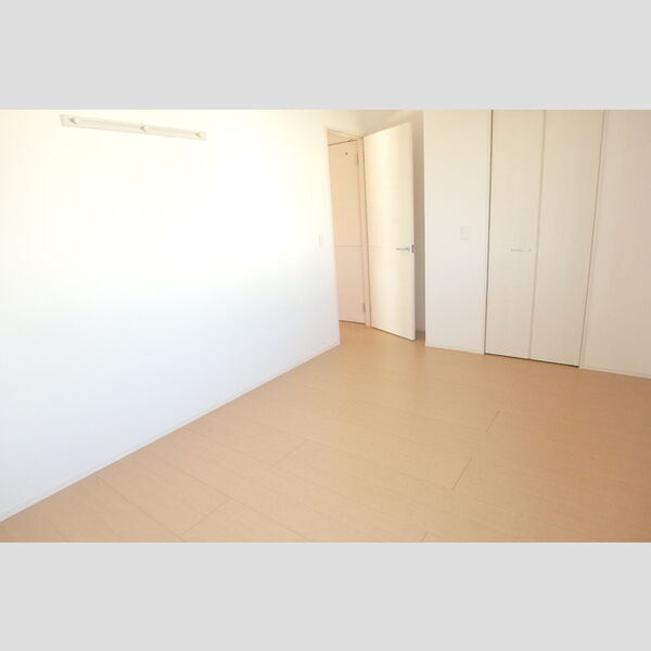 その他 (洋室7帖)