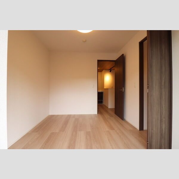 その他 (南西洋室5.3帖)