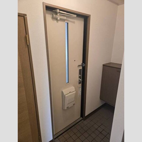 玄関 (玄関)