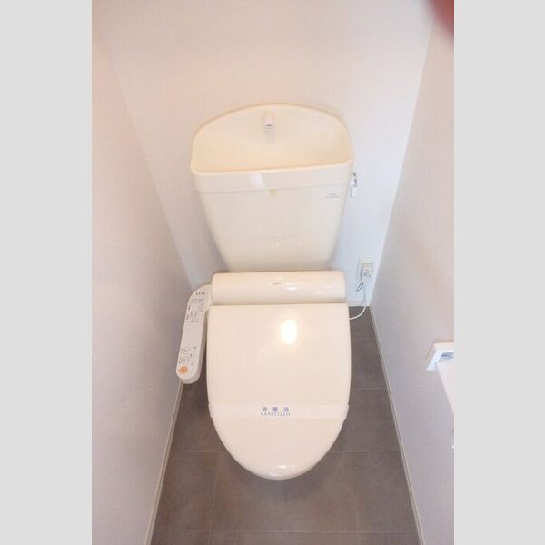 トイレ (温水洗浄暖房便座)