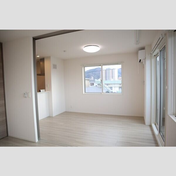 居室・リビング (LDK10.6帖)