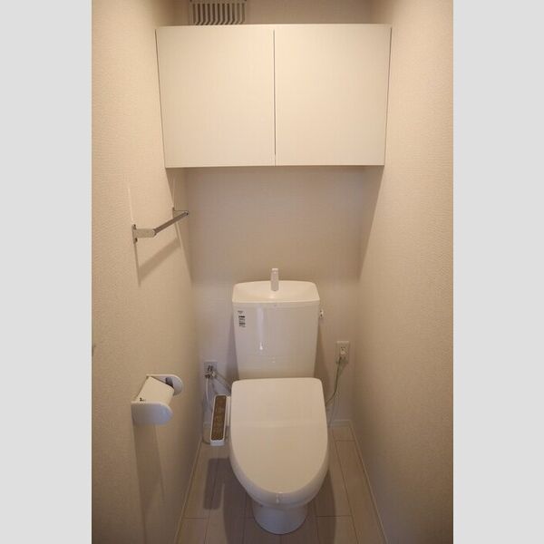 トイレ (温水洗浄暖房便座)