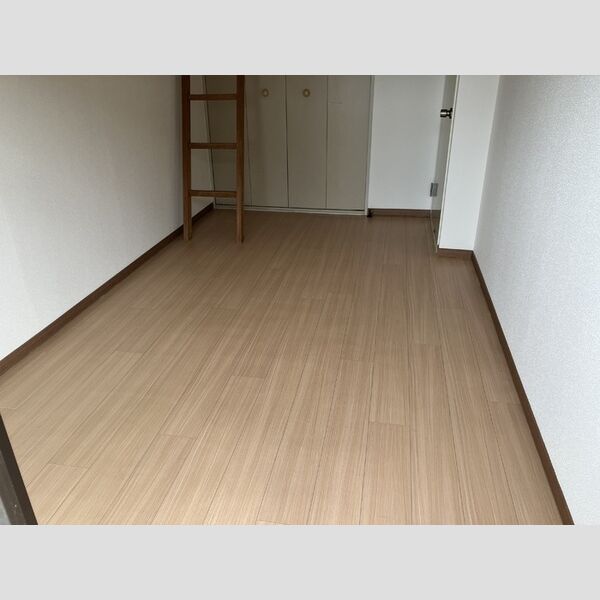 その他 (洋室5.3帖)