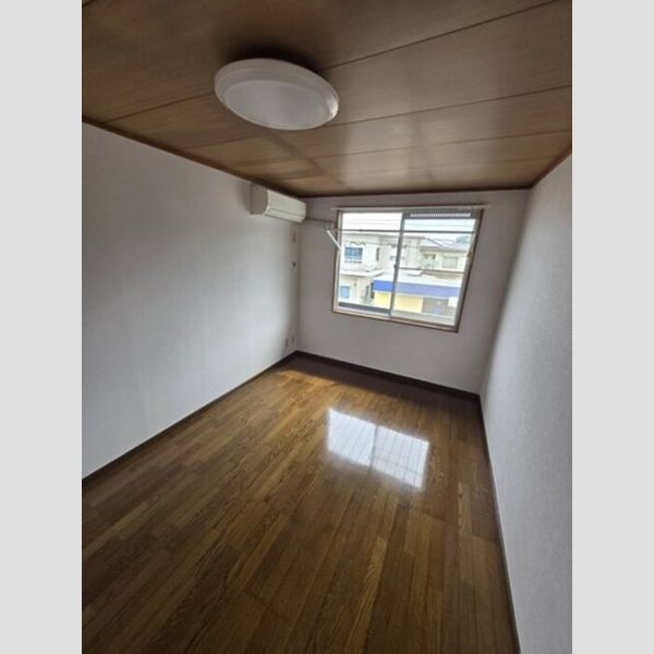 居室・リビング (洋室7帖)