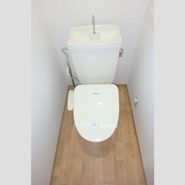 トイレ (温水洗浄暖房便座)