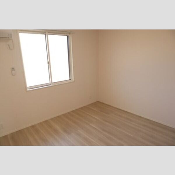 その他 (北東洋室5.3帖)