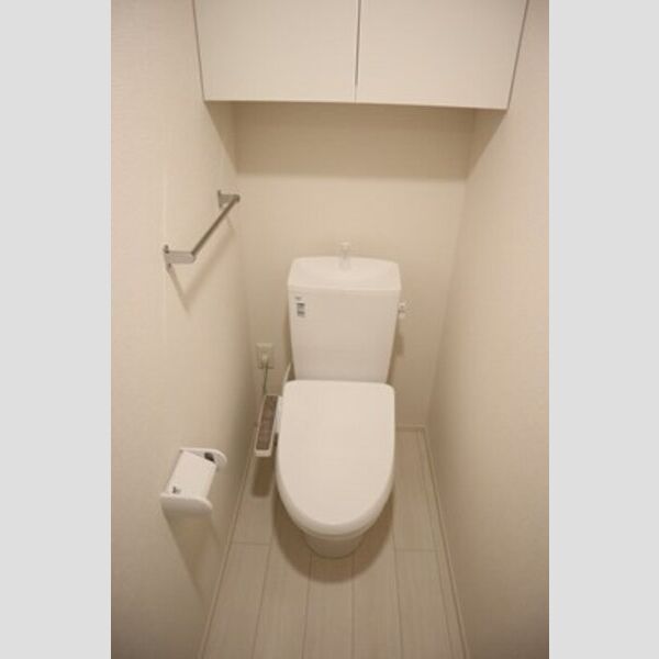 トイレ (温水洗浄暖房便座)