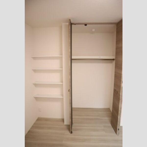 収納 (クローゼット(東洋室))