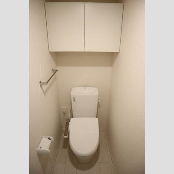 トイレ (温水洗浄暖房便座)