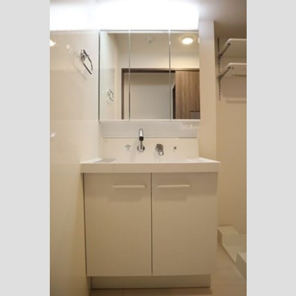 洗面所 (洗髪洗面化粧台)