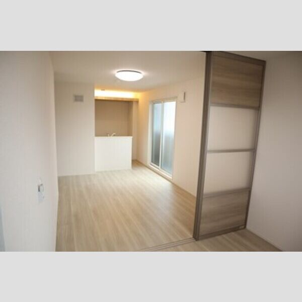 居室・リビング (LDK11.9帖+東洋室5帖)