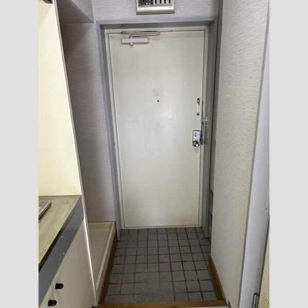玄関 (玄関)