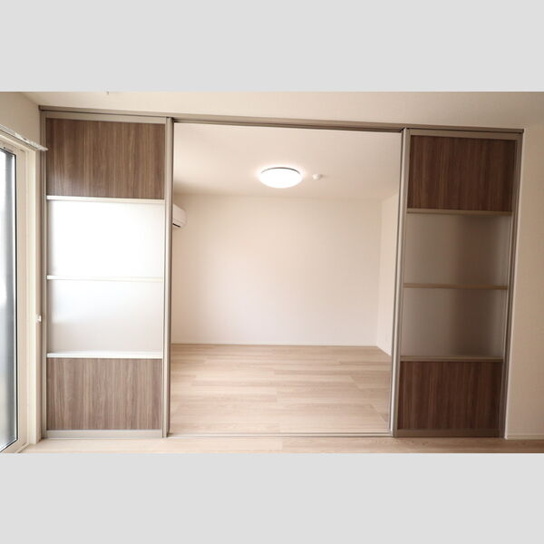 その他 (洋室5帖)