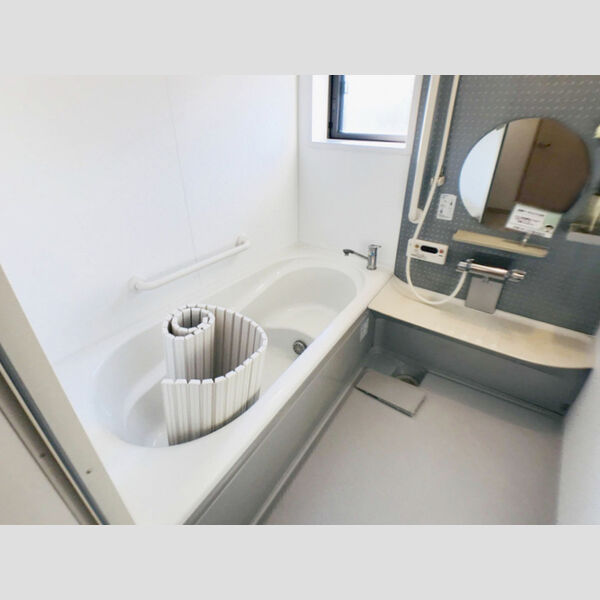 バス (浴室　一坪風呂)