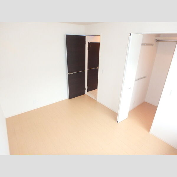 その他 (北側洋室6.0帖)