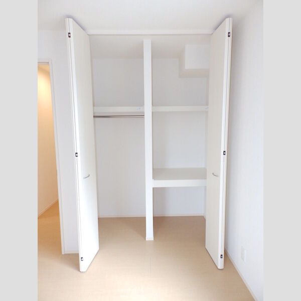 収納 (クローゼット(北側洋室))