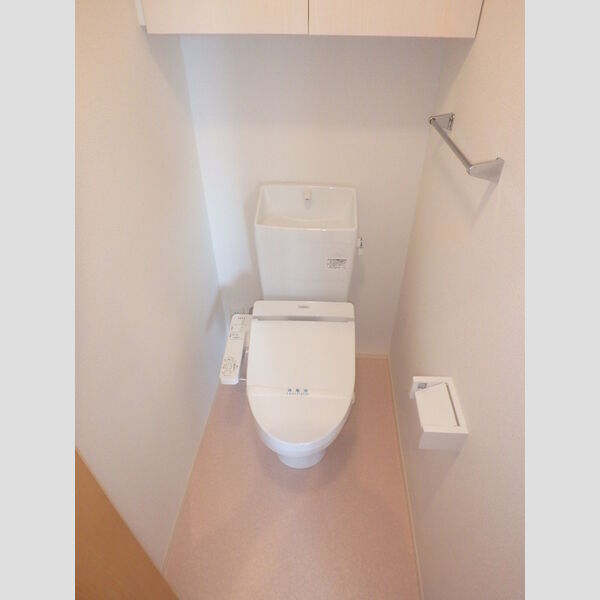 トイレ (温水洗浄暖房便座)